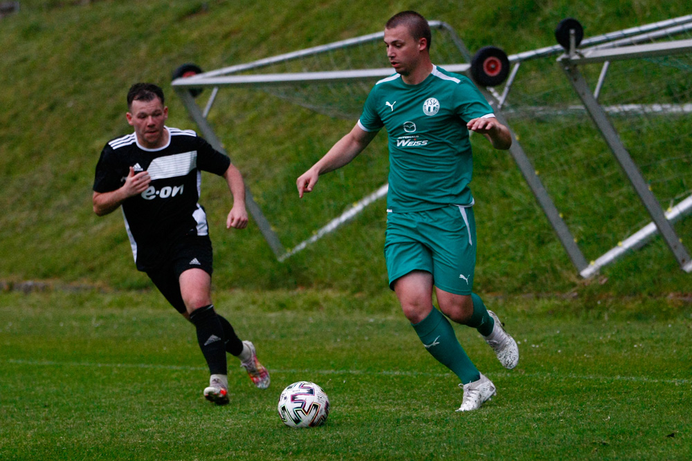 1. Mannschaft vs. TSV Neudrossenfeld II (02.05.2024) - 56