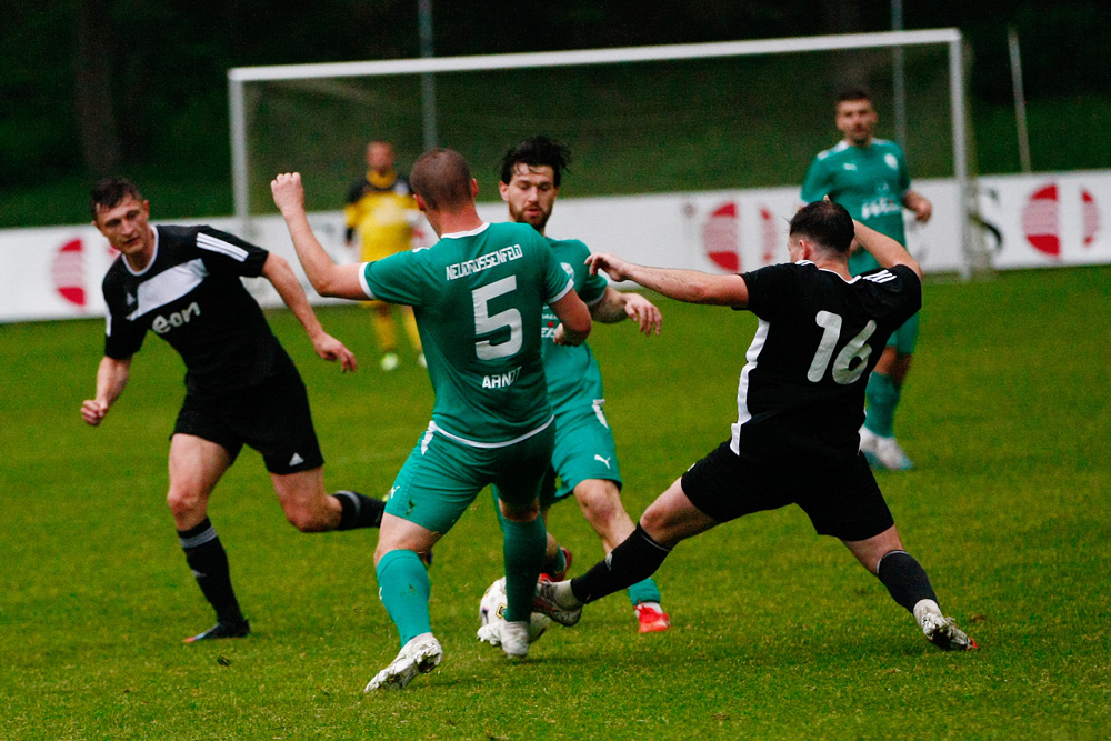 1. Mannschaft vs. TSV Neudrossenfeld II (02.05.2024) - 58