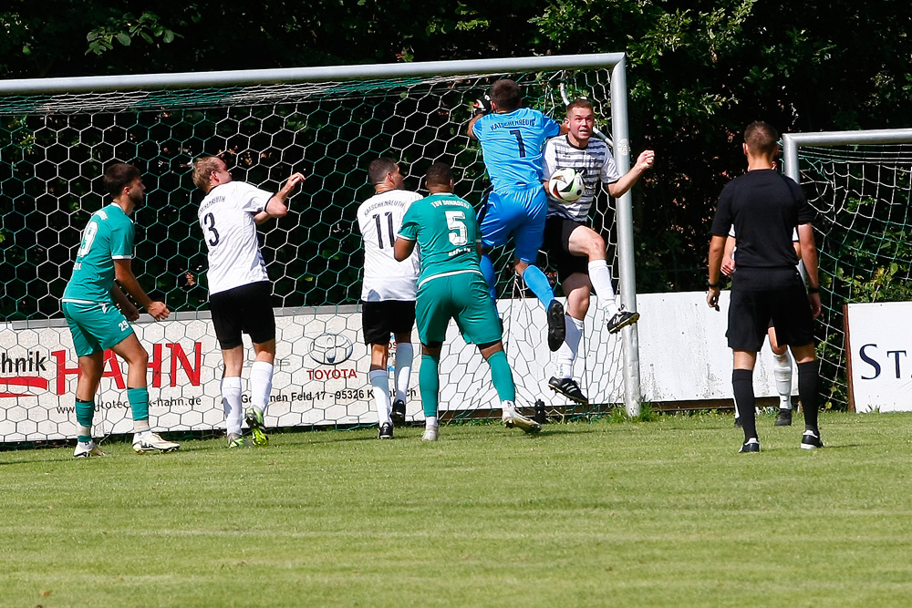 1. Mannschaft vs. VfR Katschenreuth II (28.07.2024) - 40