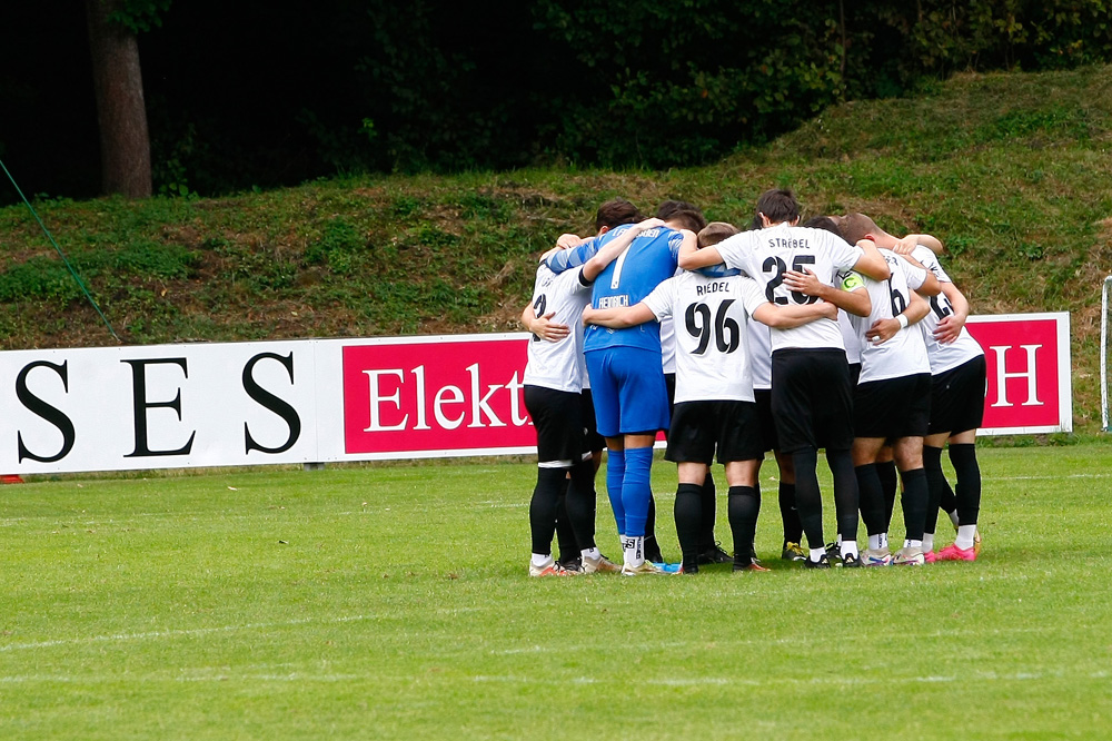 1. Mannschaft vs. 1. FC Creußen (25.08.2024) - 5