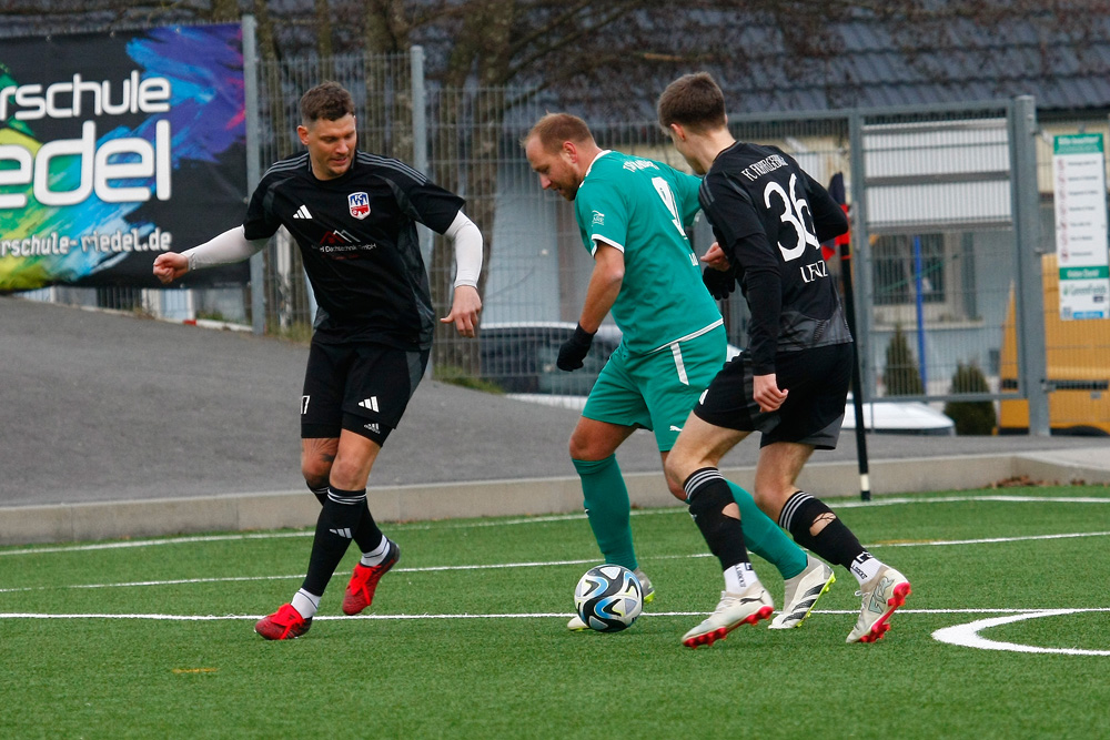 1. Mannschaft vs FC Fichtelgebirge  (09.02.2025) - 17