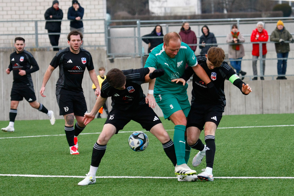 1. Mannschaft vs FC Fichtelgebirge  (09.02.2025) - 22