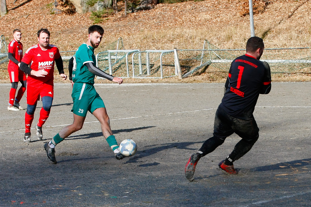 1. Mannschaft vs TSV Engelmannsreuth (16.02.2025) - 28