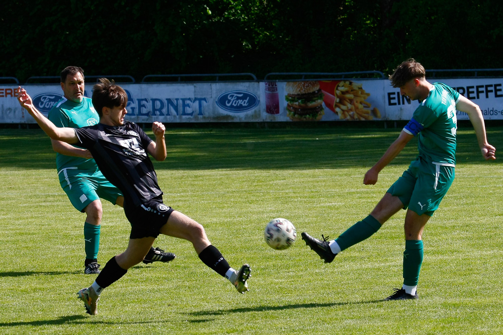 2. Mannschaft vs TSV 1902 Thurnau   (18.05.2025) - 12