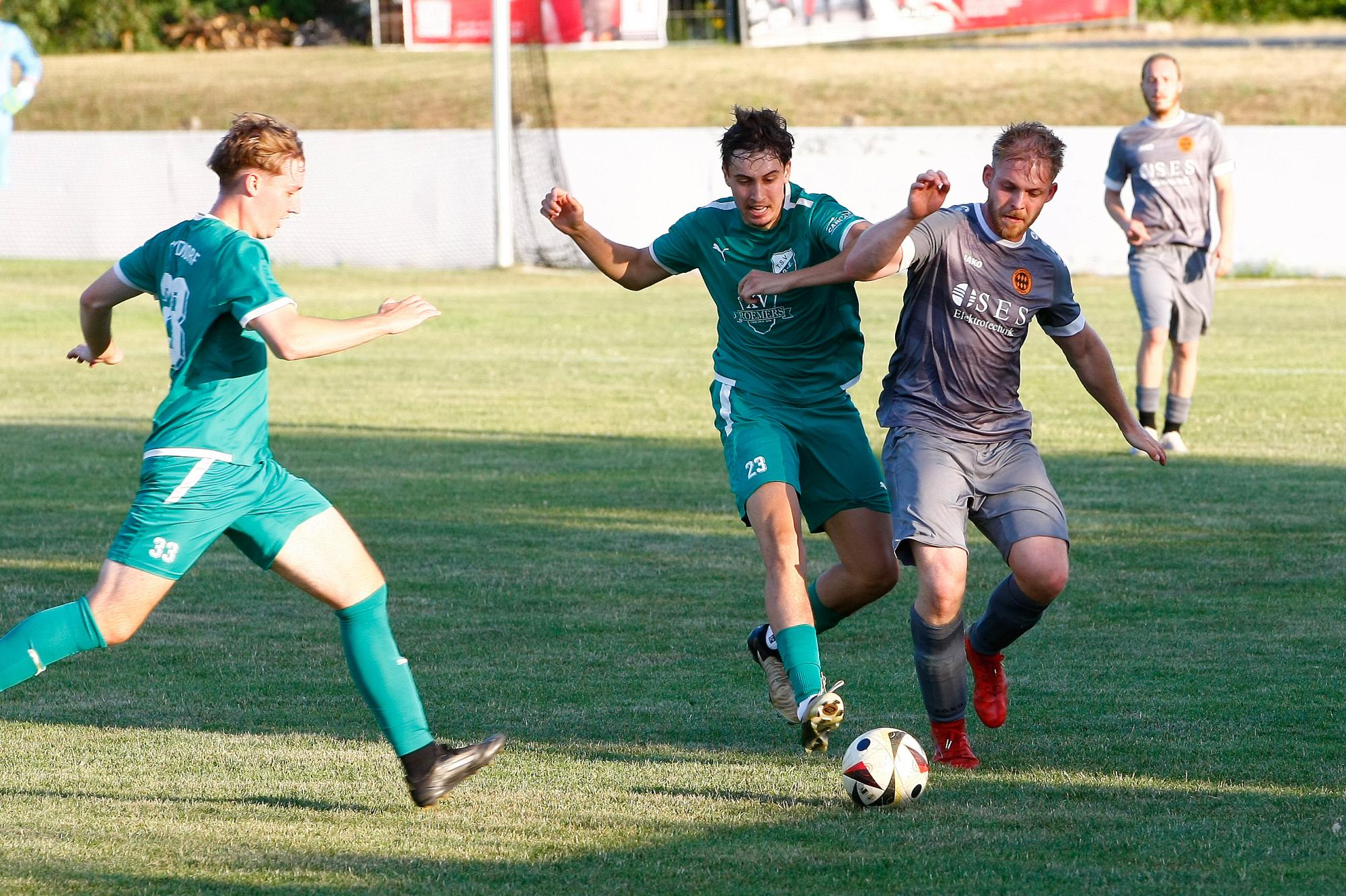1. Mannschaft vs FC Eintracht 1974 Bayreuth (03.07.2025) - 31