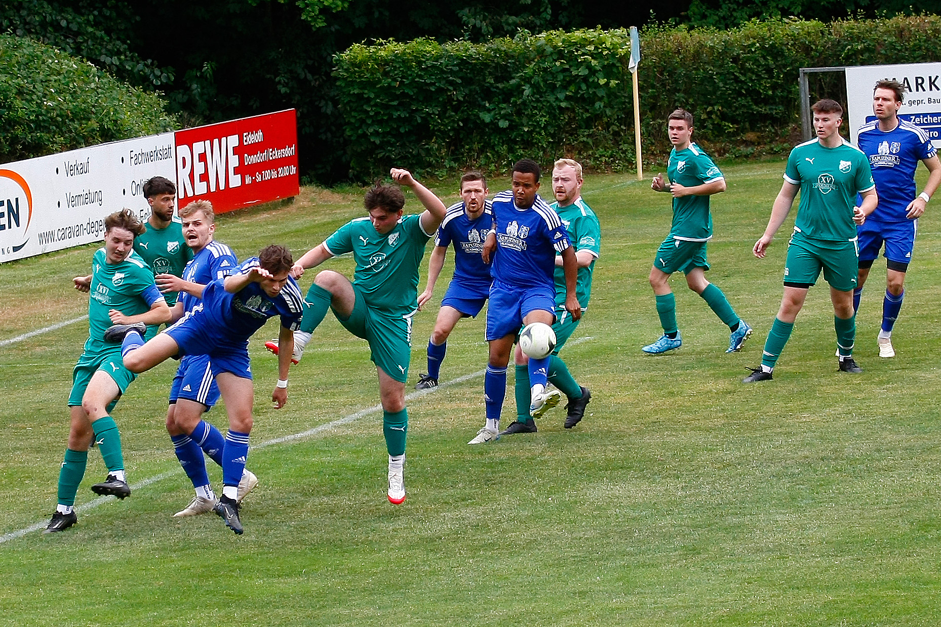 1. Mannschaft vs FSV Bayreuth 2 (06.07.2025) - 9