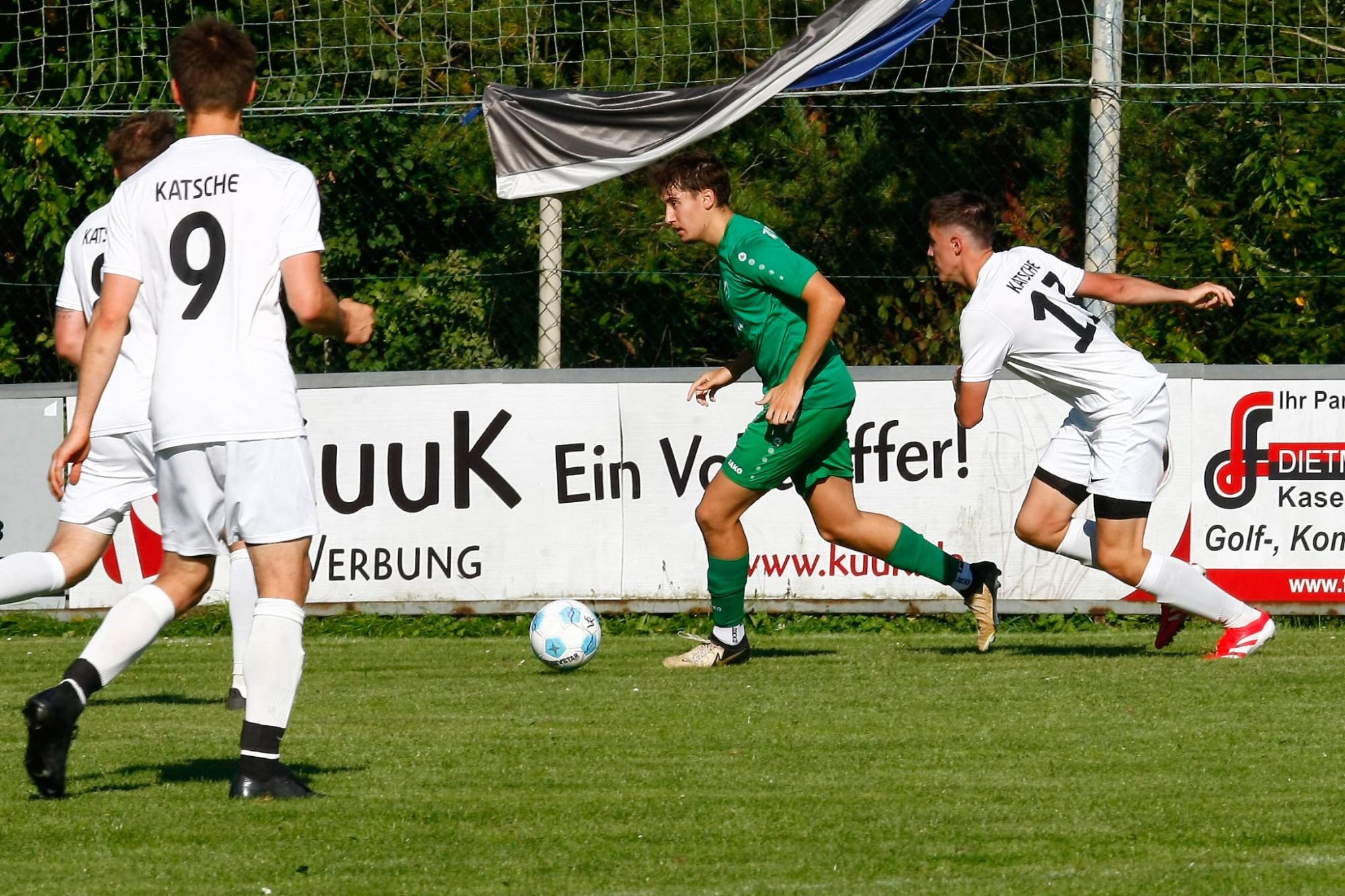 1. Mannschaft vs VfR Katschenreuth 1955 II (20.09.2025) - 11