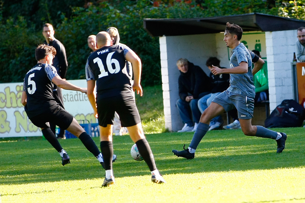 1. Mannschaft vs 1.FC Creussen  (03.10.2025) - 17