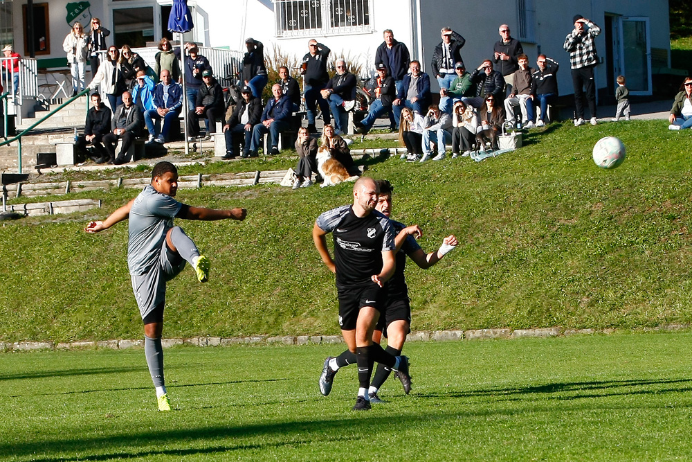 1. Mannschaft vs 1.FC Creussen  (03.10.2025) - 28