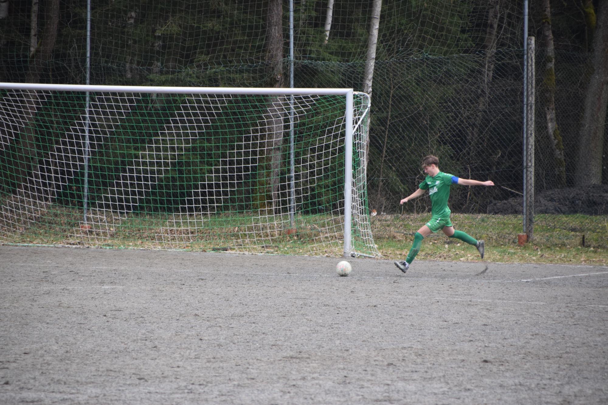 Heimspiel gegen den TSV Engelmannsreuth 2 - 15