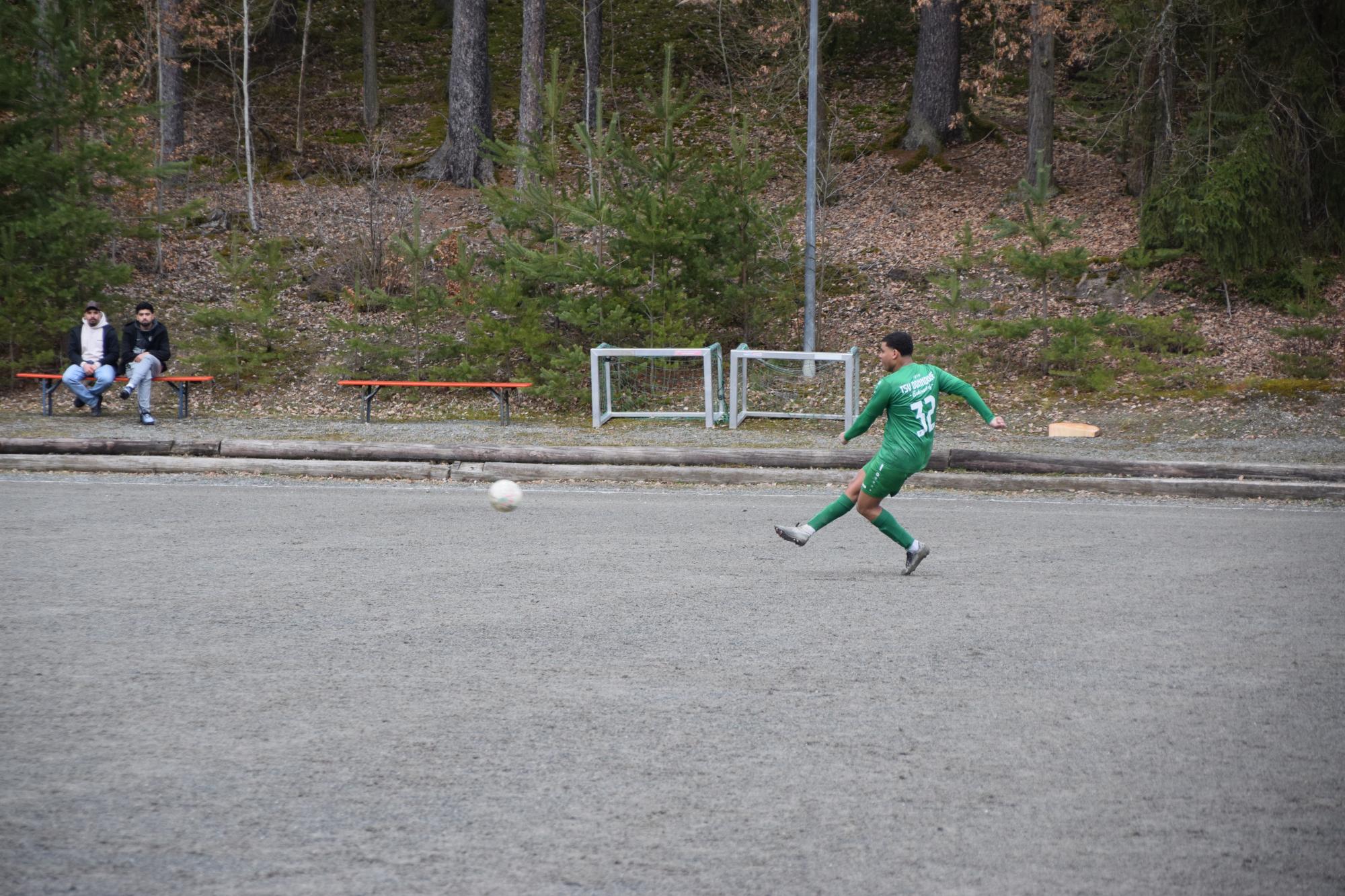 Heimspiel gegen den TSV Engelmannsreuth 2 - 17
