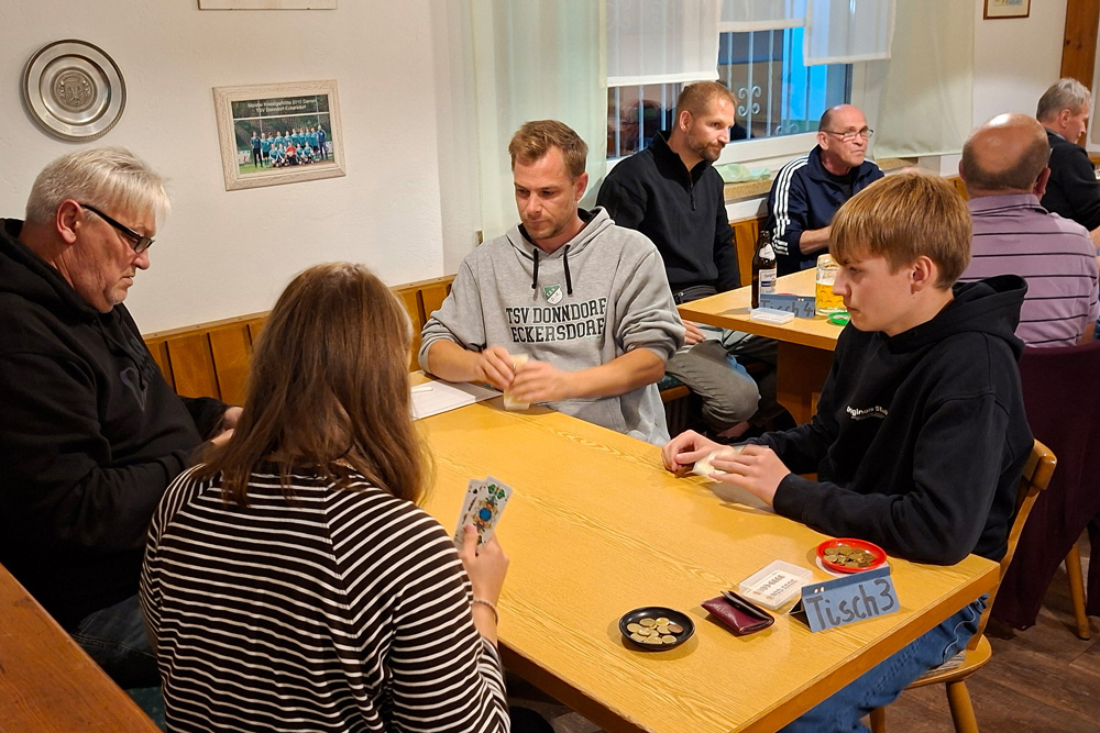 Preisschafkopf im TSV-Sportheim - 17