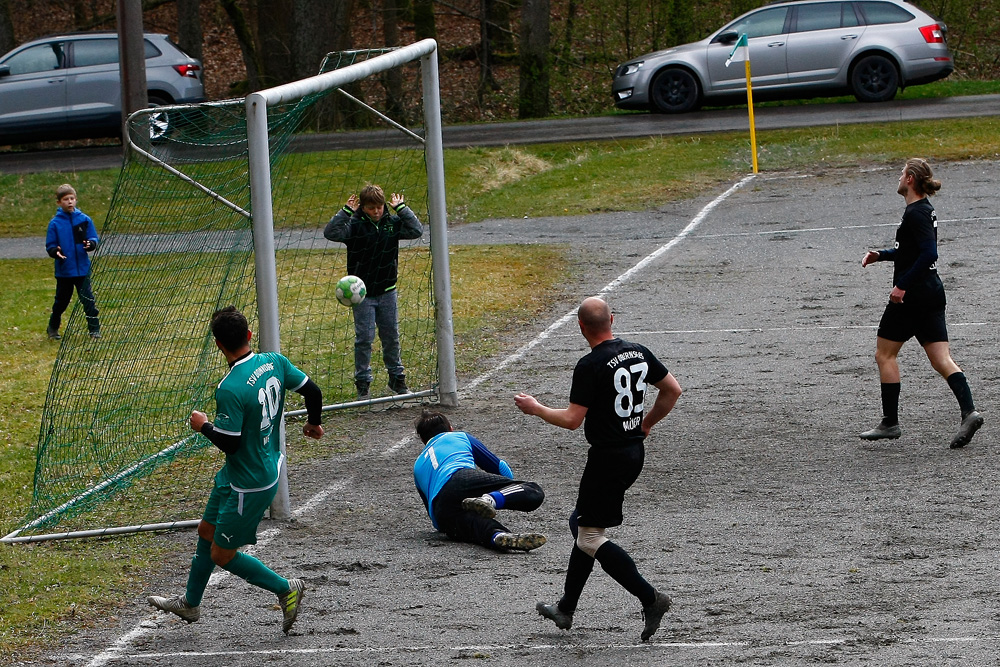 1. Mannschaft vs. TSV Obernsees (10.04.2022) - 26