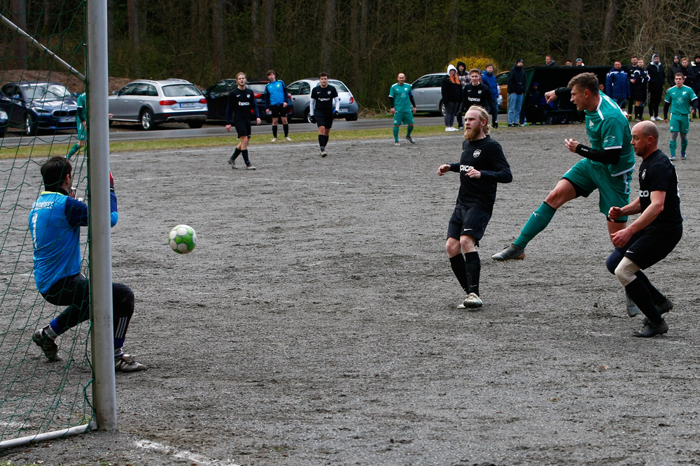 1. Mannschaft vs. TSV Obernsees (10.04.2022) - 38
