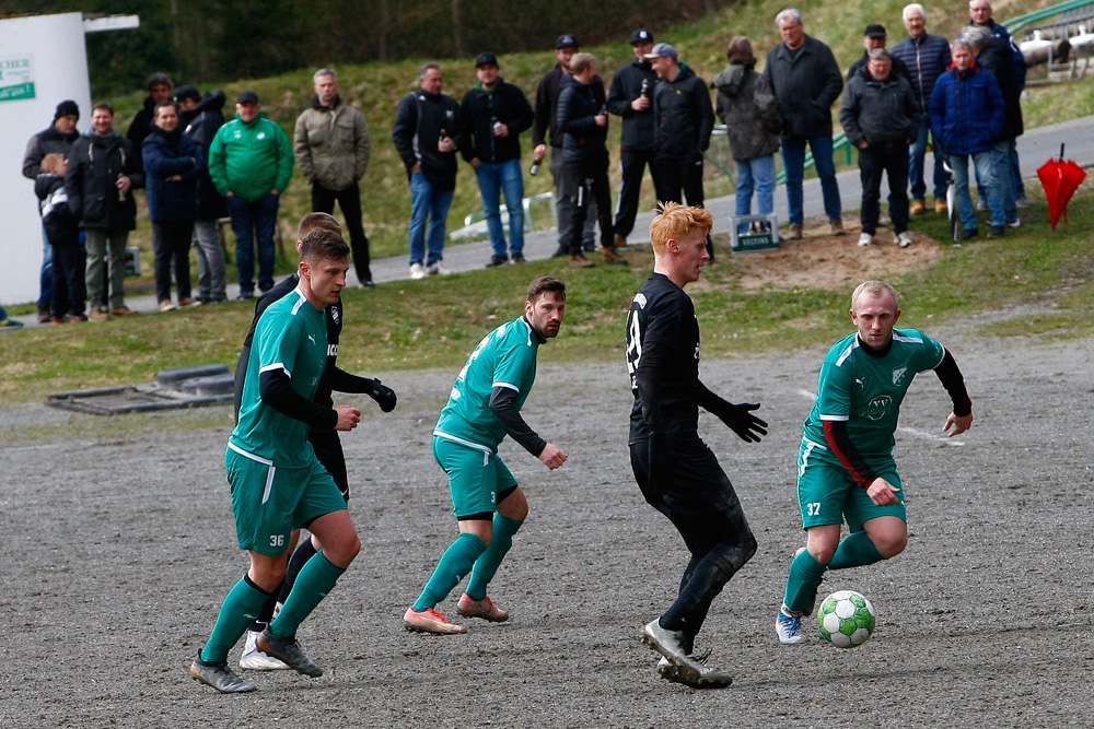 1. Mannschaft vs. TSV Obernsees (10.04.2022) - 42