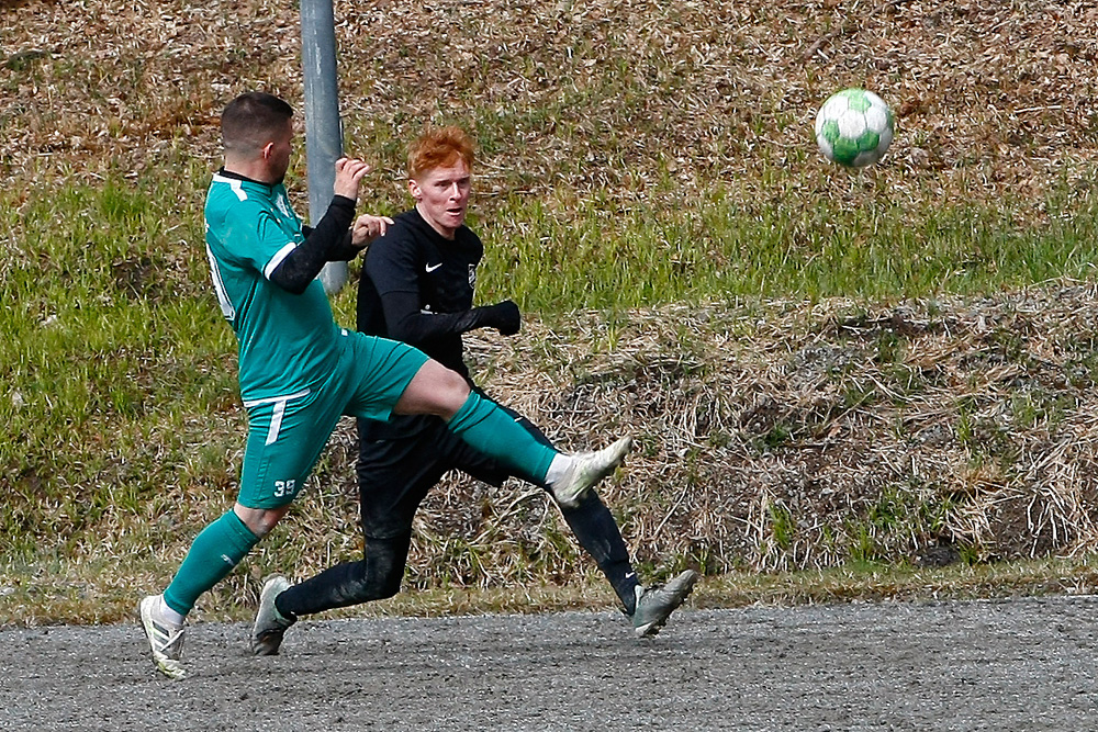 1. Mannschaft vs. TSV Obernsees (10.04.2022) - 51