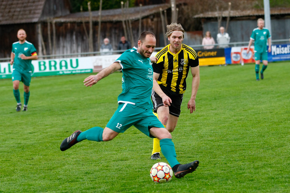 1. Mannschaft vs. SV Kirchahorn (30.04.2022) - 46