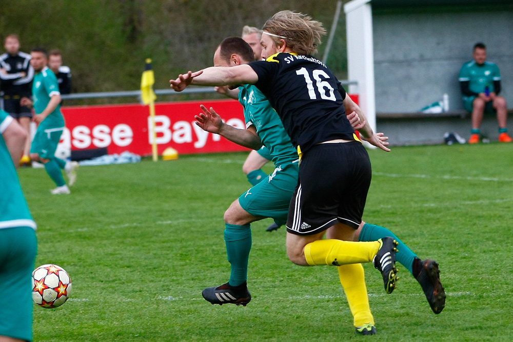 1. Mannschaft vs. SV Kirchahorn (30.04.2022) - 48