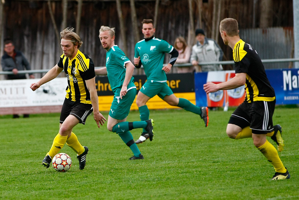 1. Mannschaft vs. SV Kirchahorn (30.04.2022) - 60