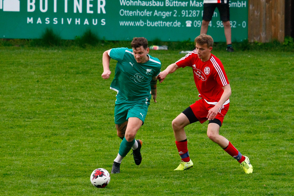 1. Mannschaft vs. SV Röhrenhof (04.05.2022) - 34