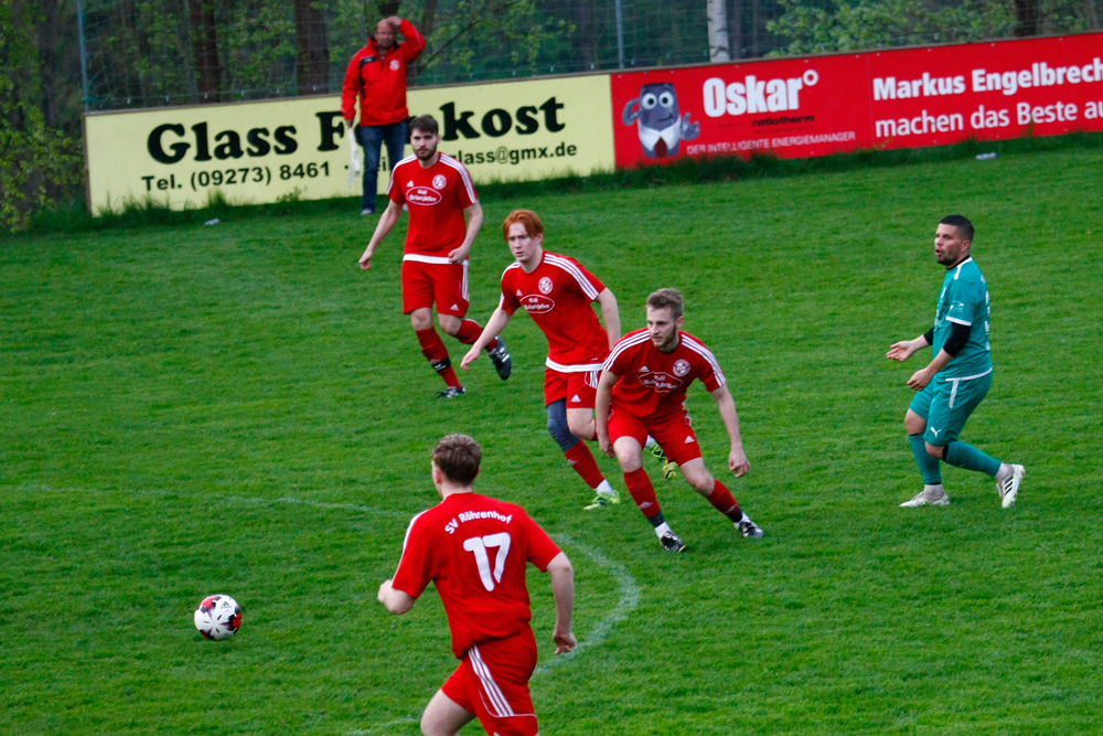 1. Mannschaft vs. SV Röhrenhof (04.05.2022) - 47