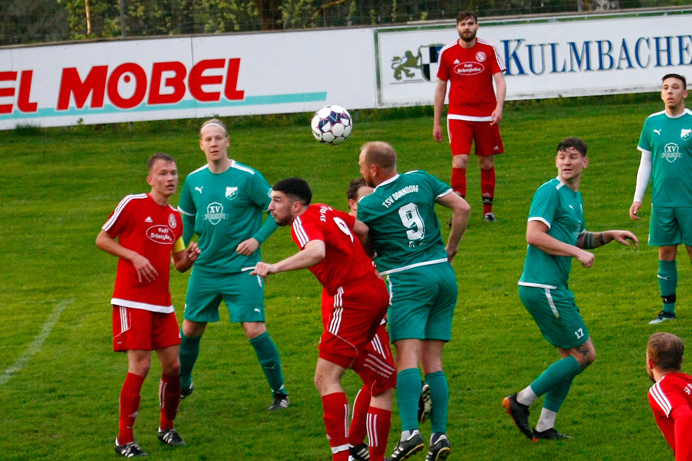 1. Mannschaft vs. SV Röhrenhof (04.05.2022) - 56
